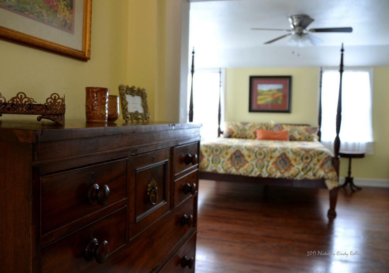 The Oaks Bed And Breakfast 설파스프링스 외부 사진